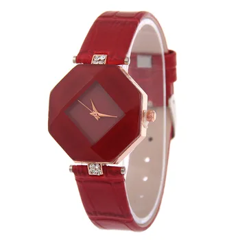 2019 Нови луксозни кристални кожени часовници Дамски модни часовници Аналогов кратки часове mujer Ежедневни дамски часовник с мини-каишка
