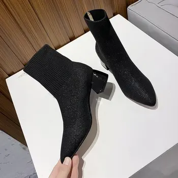 2021 Есен зима Женски възли ластични чорапи и Ботуши с остри пръсти в масивна ток Черни модерен ботильоны Челси