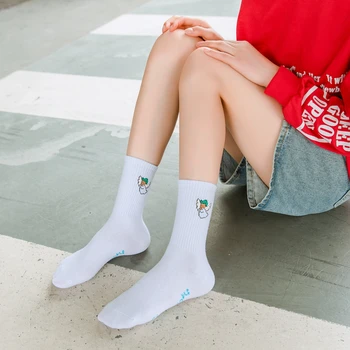2021 Летни Нови Модни чорапи за голф серия Little Angel принтом Черни бели чорапи Японски прости мъжки Дамски Чорапи Директен доставка