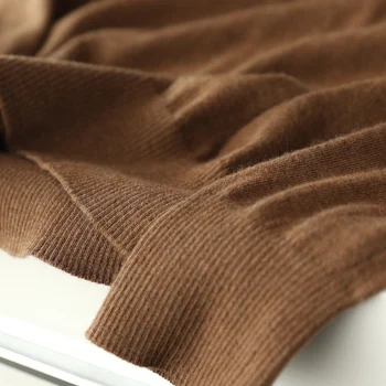 2021 Пролет Есен Тънък V-образно деколте, изработена фалшив вълнен пуловер от две части, дамски пуловер с дълги ръкави, Дива свободна базова риза