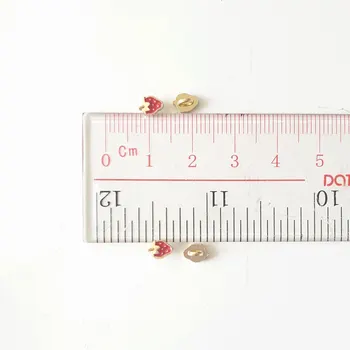 25шт 5 мм, Метални Малки Червени апликации ягоди Копчета с опашка направи си САМ Ръчно изработени Шевна Кукла Облекло Бутон Scrapbooking
