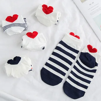 5 двойки/лот Нов прием на Дамски памучни чорапи Комплект Сладък Карикатура Животни Панда Къси чорапи на щиколотках Ежедневни Червени сърца Размер 35-40