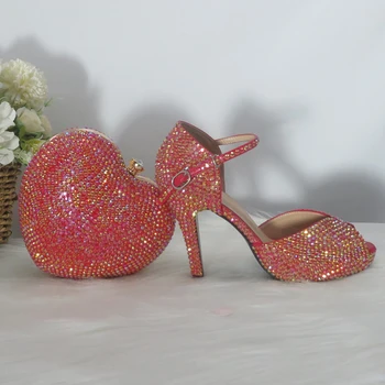 BaoYaFang Червени блестящи кристални летни сандали Дамски обувки на платформа с високи токчета Женски големи размери на сватбени обувки с отворени пръсти чанта за булката