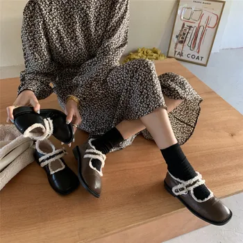 Дамски ежедневни кожени обувки в една плюшена подплата в Англия с плосък квадратни Пръсти B265