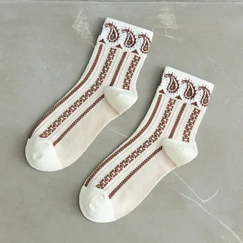 Дамски чорапи в етнически стил Есен зима Нови модни дълги чорапи за жени Японски Kawai Сладък Харадзюку Ретро Реколта Градинска облекло