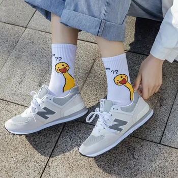 Дамски чорапи Дамски чорапи от анимационни Мода бели чорапи Harajuku Сладък Kawaii къси чорапи Памучни Забавни Художествени чорапи за момичета Градинска облекло Сокс