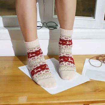 Зимни дамски Мъжки чорапи Коледен подарък Чорап Скъпа Вълна 3D Жена Топлинна Сгъсти Топло Щастлив Забавен Чорап Нова Година 2021
