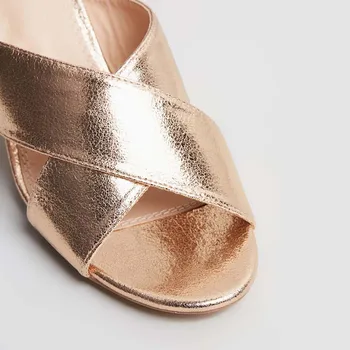 Златни дамски чехли Пролет/Лято Есен на много високи токчета однотонная обувки Мода за отдих, за шиене, Голям размер на 45 2019 Пързалки на блок токчета