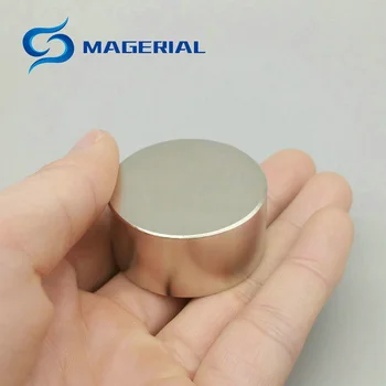 Клас N52 Дисков магнит NdFeB Диаметър 40x20 мм 60,7 кг Теглене Неодимови Постоянни Магнити, Магнитни по посока на оста на Гаражни магнити