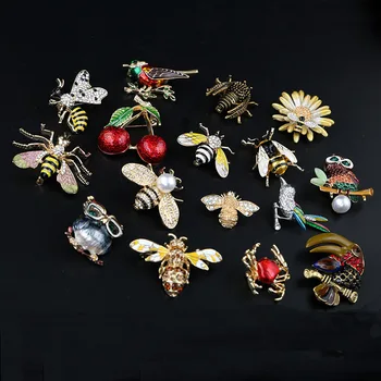 Корейската цветни брошки във формата на пчела, на жени за ревери животни, Сладък яка дрехи, игла, метална вложка, брошки, Кристални аксесоари за жени и мъже