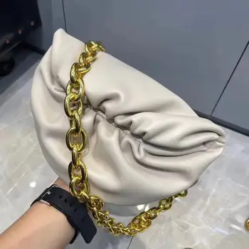 Мода Дебела Верига Мътна Чанта Мини чанта за ръце Сгъваема чанта за равиоли Нагрудная чанта Черен Кръст на тялото Клип на Веригата Чанта за жени 2021