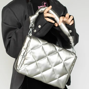 Модни latticework пухени памучни чанти за жени Космати Голяма чанта Луксозна Дизайнерска марка чанта през рамо с горната дръжка