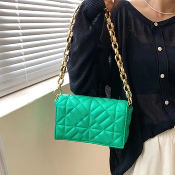 Модни чанти за рамо Портмонета и чанти със злато веригата Женски Луксозни Дизайнерски чанти с основната нишка на Bolsa Малка чанта за ръце 2021 Модерен