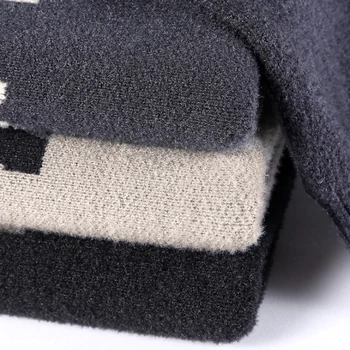 Най-високата степен на Имитация норкового кадифе Нов Модерен Дизайн на марката Вязаный есенен пуловер Пуловер Случайни зимна жилетка за мъжки дрехи