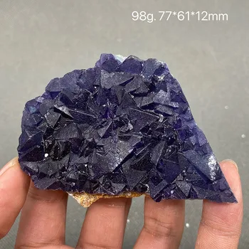 Натурален лилаво стъпка флуорит касетъчни проби от минерали, Камъни и кристали за ниво на скъпоценни камъни
