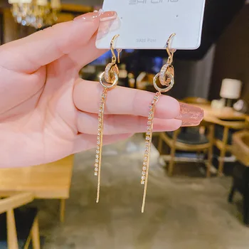 Персонални Темпераментни Кухи халки от веригата, инкрустиран бриллиантовыми обеци с пискюли За жени, Корейски модни обеци, модни Бижута, подаръци