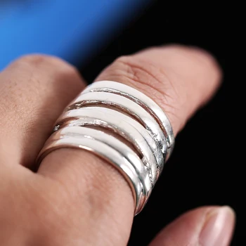 Реколта Пънк-пръстени за жени Сребрист цвят, Превръзка на мама, увита Индивидуалност, Дизайнерски аксесоари, Ламинирано пръстен за партита