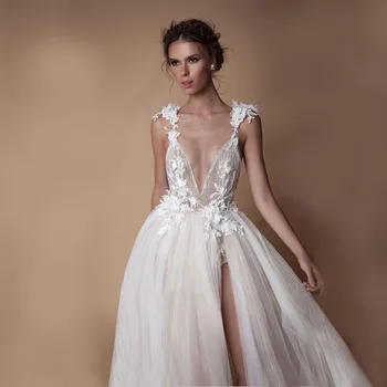 Сексуалното лесно сватбена рокля с дълбоко V-образно деколте и висока цепка 2021 Дантелено рокля с отворен гръб трапецовидна форма Принцеса Луксозни булчински рокли Robe De Marie