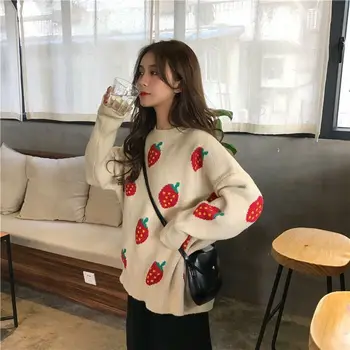 Хоучжоу Kawai Корейски модерен пуловер за жените с кръгло деколте Сладък ягодово модел пуловер Извънгабаритни скок с дълъг ръкав вязаный топ