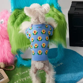 Цветен стил Жилетка за домашни кучета Пуловер за малки до средни кучета Нов прием на Топли Зимни Пуловери Сладък Костюм Френски Булдог Мопс